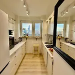 Apartmán 5 Ac Rondo Onz Metro Wifi 80'tv Oled Netflix Hbo Appletv