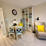Apartmán 5 Ac Rondo Onz Metro Wifi 80'tv Oled Netflix Hbo Appletv
