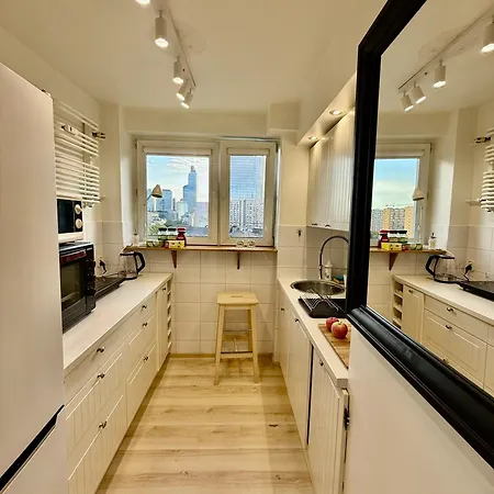 Apartment 5 Ac Rondo Onz Metro Wifi 80'tv Oled Netflix Hbo Appletv