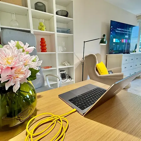 5 Ac Rondo Onz Metro Wifi 80'tv Oled Netflix Hbo Appletv