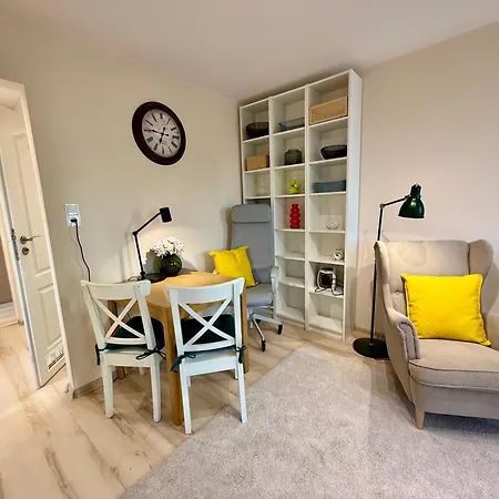 Apartment 5 Ac Rondo Onz Metro Wifi 80'tv Oled Netflix Hbo Appletv