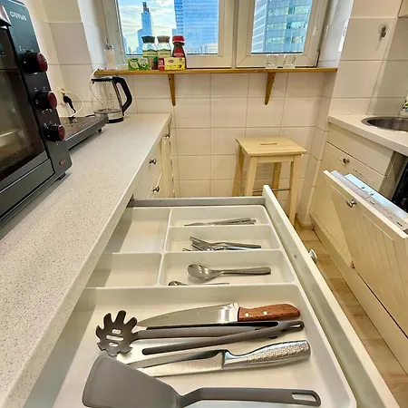 5 Ac Rondo Onz Metro Wifi 80'tv Oled Netflix Hbo Appletv Apartment