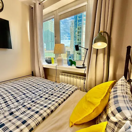 Apartment 5 Ac Rondo Onz Metro Wifi 80'tv Oled Netflix Hbo Appletv