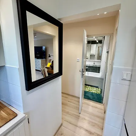 Appartamento 5 Ac Rondo Onz Metro Wifi 80'tv Oled Netflix Hbo Appletv *