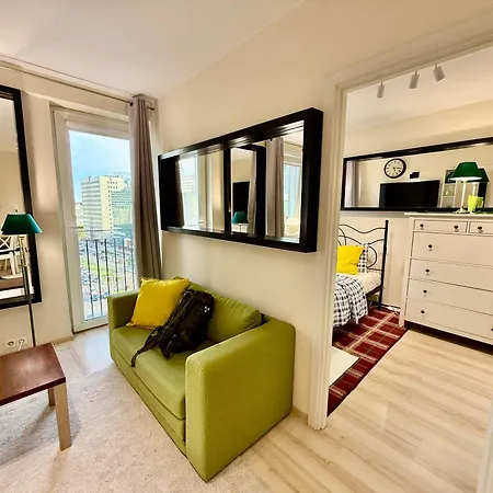 5 Ac Rondo Onz Metro Wifi 80'tv Oled Netflix Hbo Appletv *